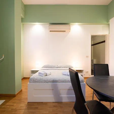 Casa Santa Croce 公寓 *